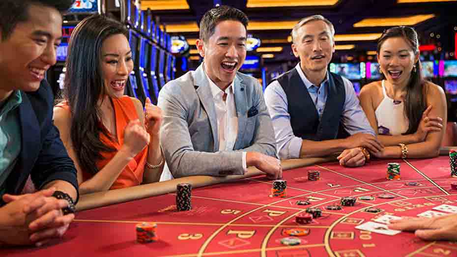 Live Baccarat Features