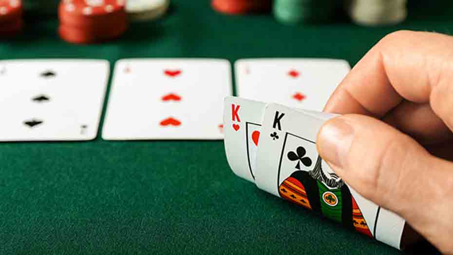 Recognizing Patterns in Poker Betting Strategies